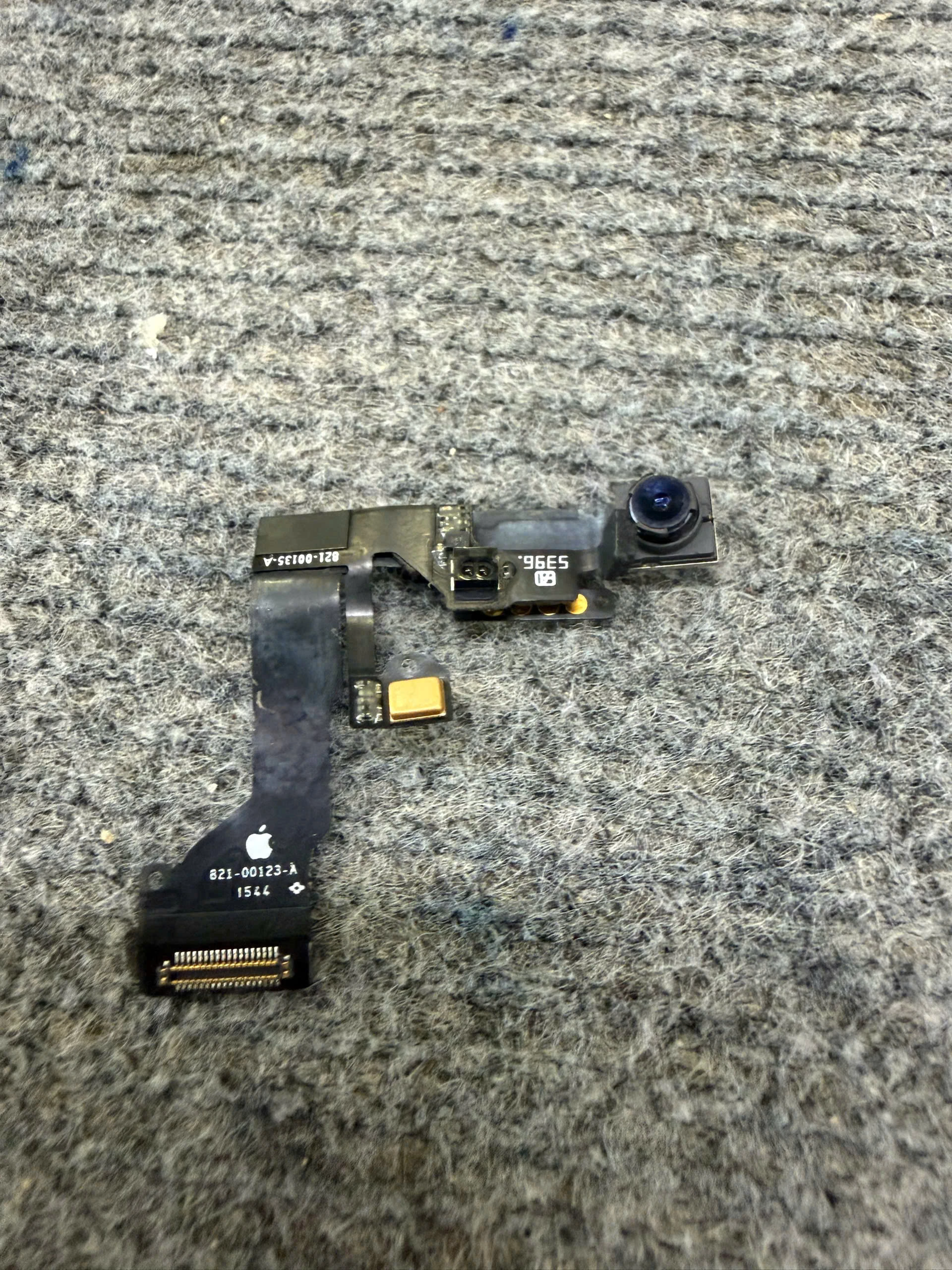 Camera Trước Zin Bóc Máy iPhone 6S (Model A1633, A1688, A1700)